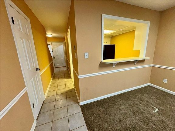 5th image of 3925 Mountain View Rd #3