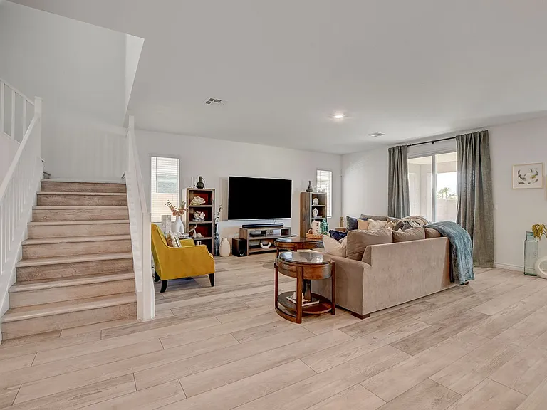 7069 Range Valley St — Photo 13