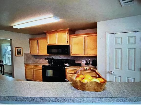 5th image of 1603 Lindsey Dr