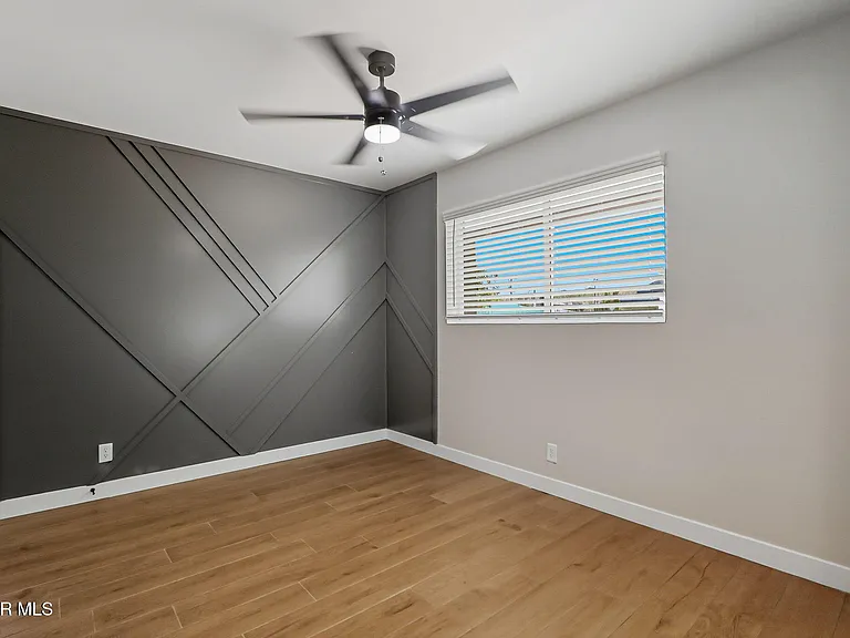 3408 Hixson St — Photo 12
