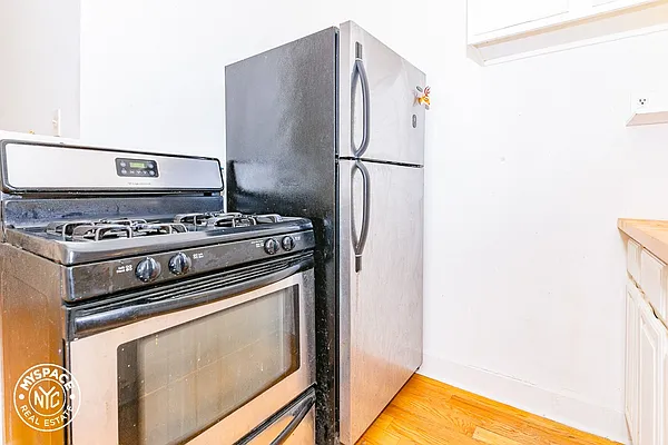 Rented by MySpaceNYC | media 11