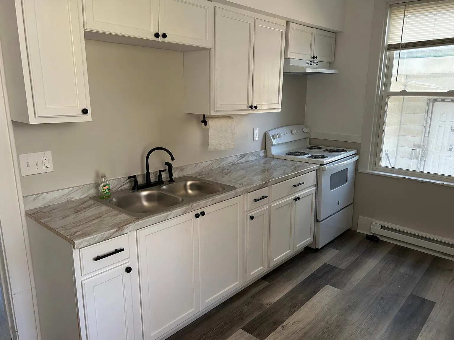 2 bed, 1171 sqft, $1,850 — Photo 4