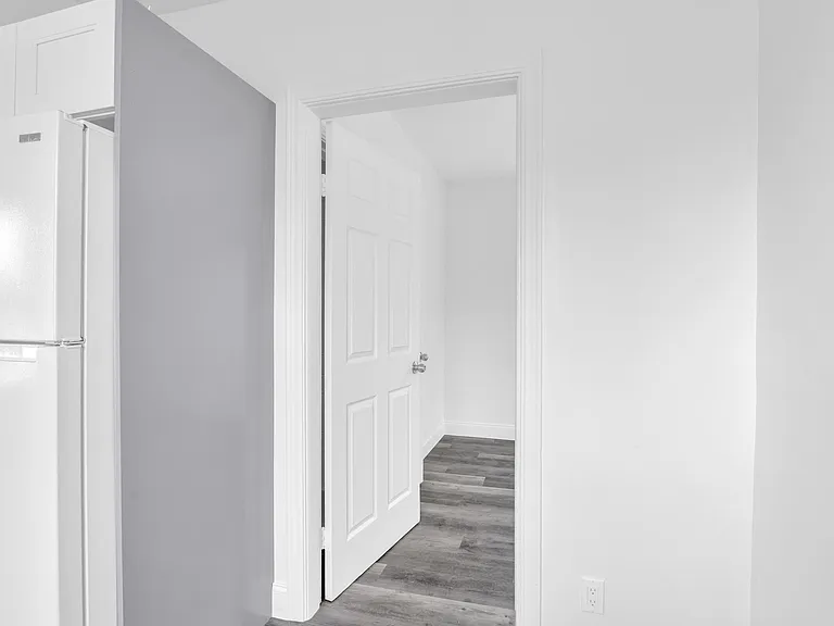 820 N Dixie Hwy #4 — Photo 16