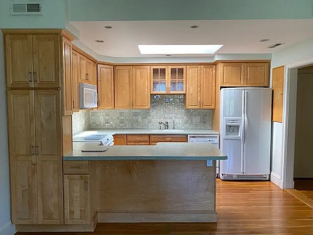 30 Dean Rd #D3 — Photo 12