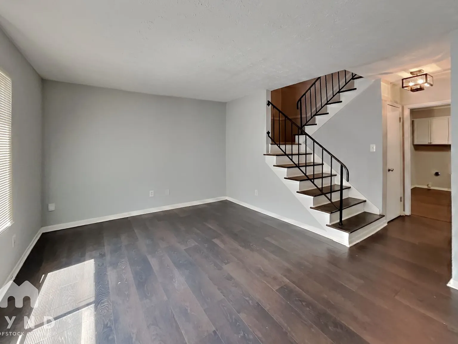 2 bed, 1.0 bath, 1248 sqft, $1,435 — Photo 3