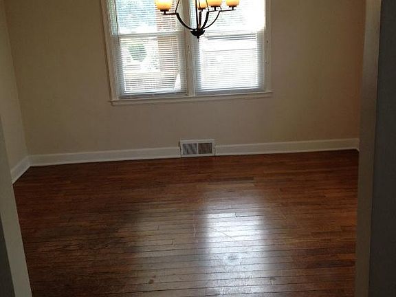 Dining rm
