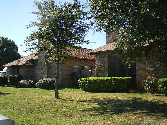 2nd image of 7228 Fuller Cir