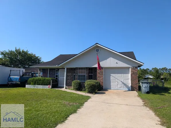 848 Lyndsi Ln, Hinesville, GA 31313