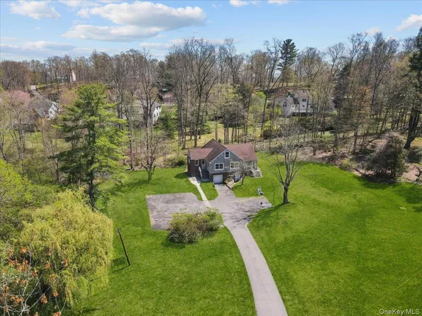 9 South Lane, Katonah, NY 10536