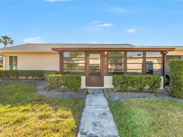 2740 Highlands Blvd APT B, Palm Harbor, FL 34684