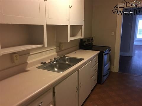 5th image of 1501 Kemp Blvd APT C
