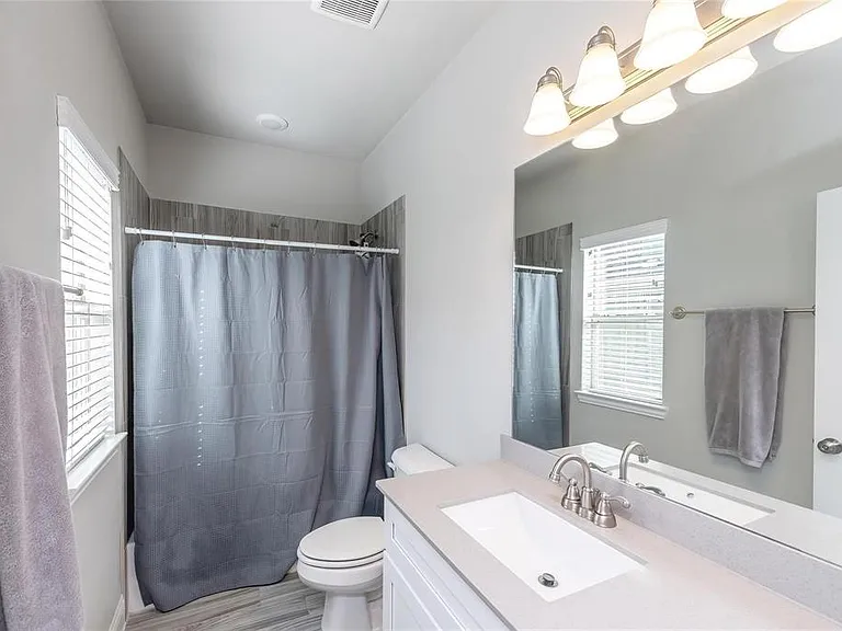 2421 Springhill Ave — Photo 19