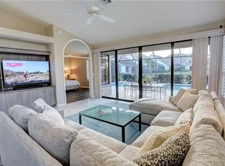 66 Water Oaks Way #D-66, Naples, FL 34105
