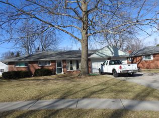131 Lones Dr, Perrysburg, OH
