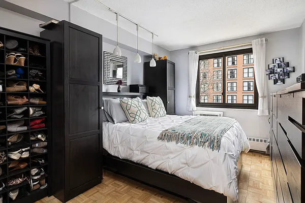 Sold by Brown Harris Stevens | media 13