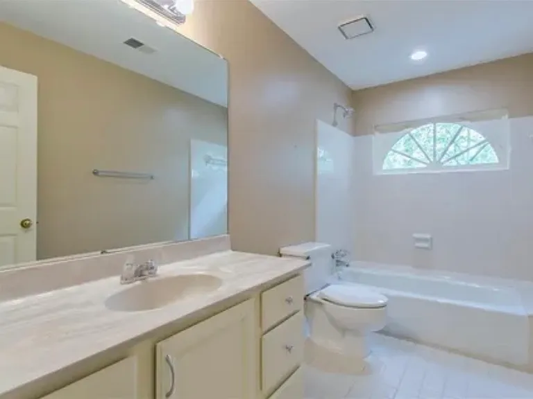2304 Defoors Ferry Rd NW #2 — Photo 7