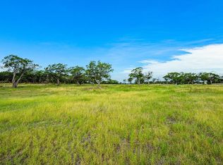 709 San Juan St, Kerrville, TX 78028