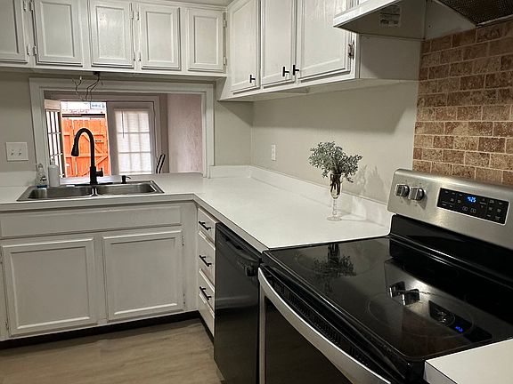 4th image of 7125 Fair Oaks Ave APT 11