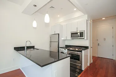 Rented by David Fayzar, LREB