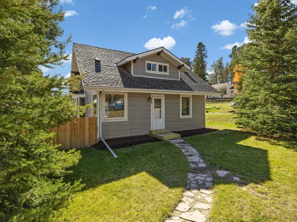 132 Harney St, Custer, SD 57730
