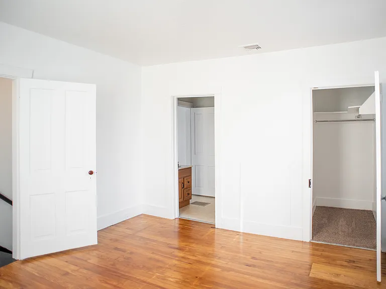 59 W Donegal St — Photo 7