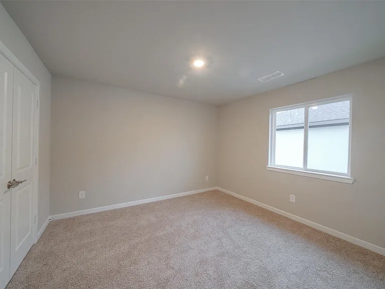 21859 Fitzroy Manor Ln — Photo 17