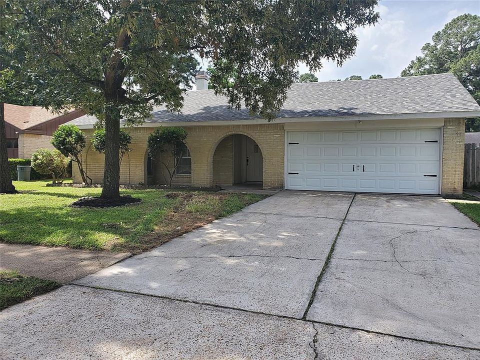 1st image of 7006 Fox Knoll Ln