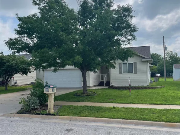 3306 Amanda St, Hutchinson, KS 67502