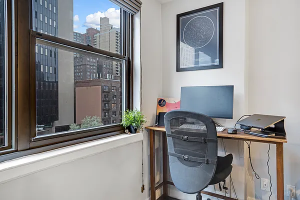 Sold by Compass | media 16