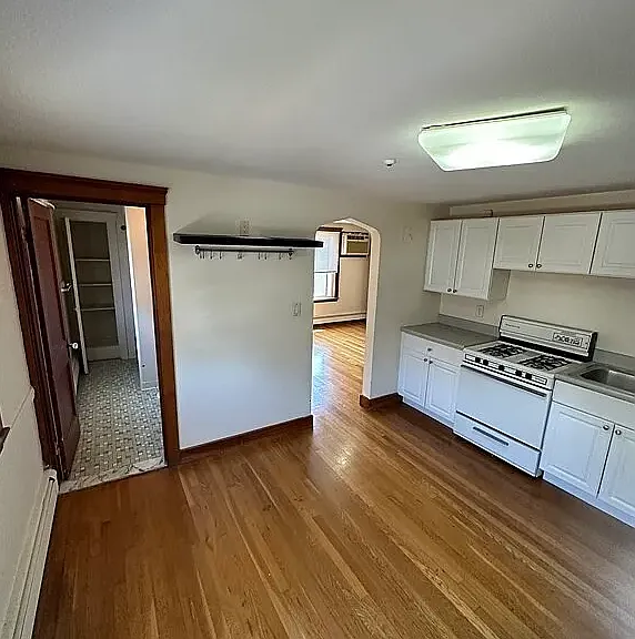 12 Hartwell St #12B — Photo 5