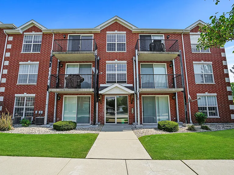 16671 Liberty Cir #3N — Photo 16