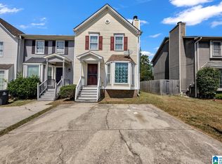 411 Jamestown Manor Dr, Gardendale, AL 35071