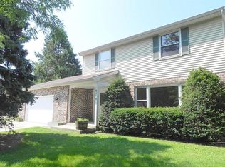 1384 Sheffield Dr, Elgin, IL 60123