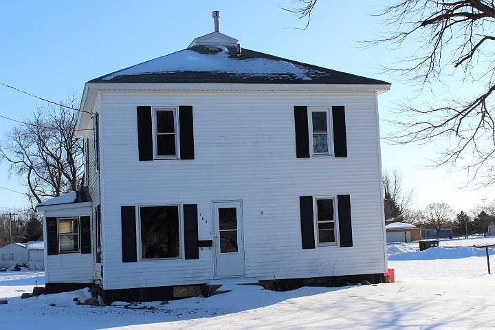 2nd image of 709 Franklin St