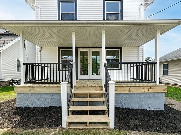 2nd image of 716 Terrace Ave