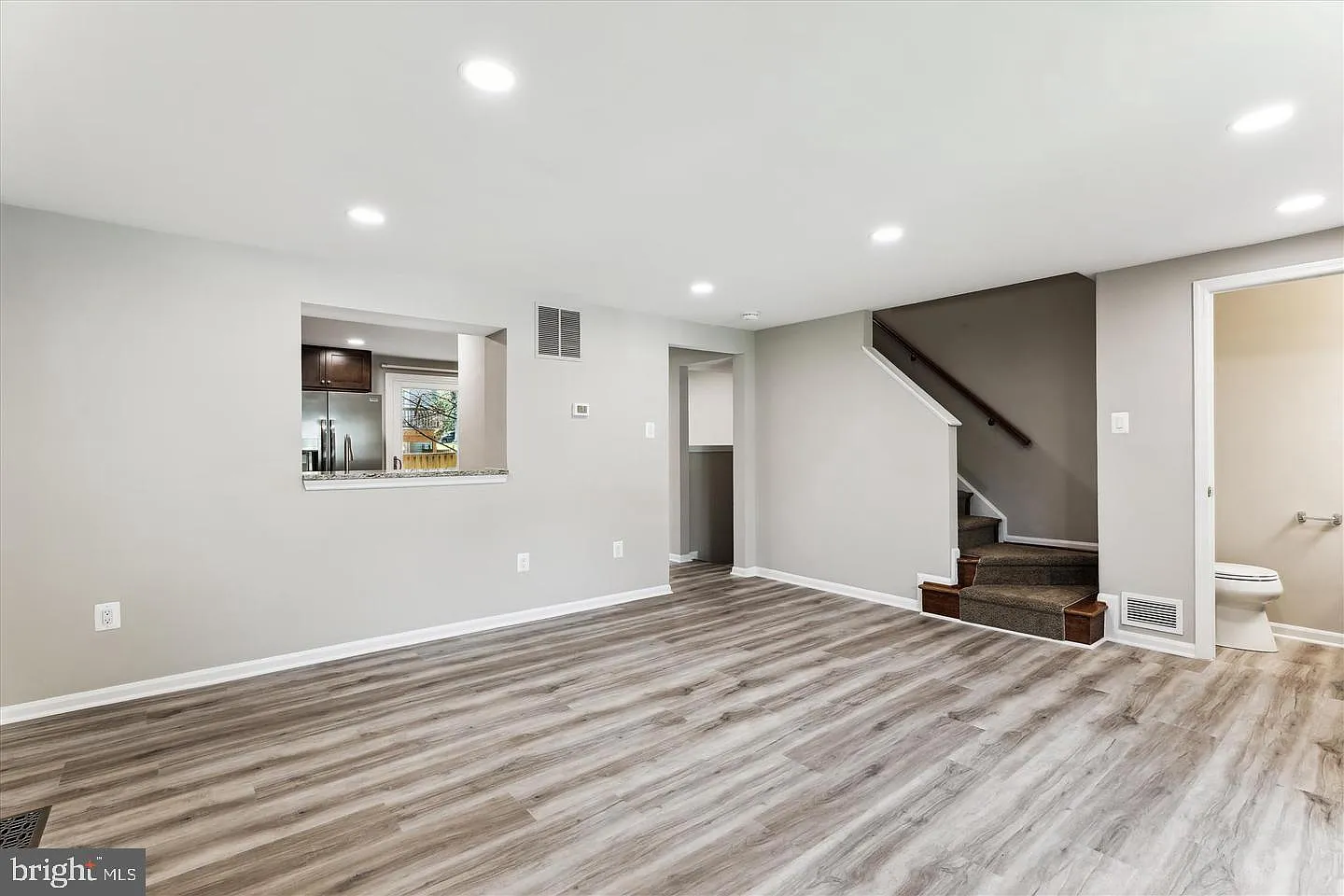 3 bed, 2.5 bath, 1426 sqft, $2,900 — Photo 4