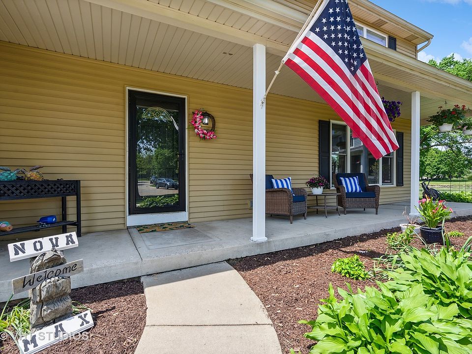 1229 Iroquois Dr, Batavia, IL 60510 Zillow