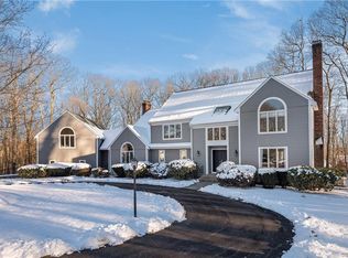 15 Hadley Dr, Avon, CT 06001