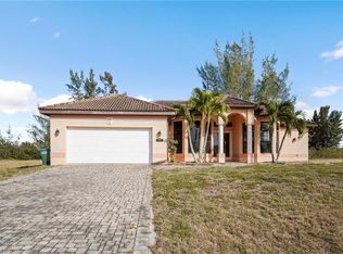 1809 NE 1st Ave, Cape Coral, FL 33909