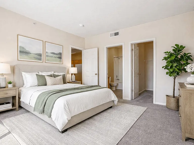 Stetson Meadows Apartments — Photo 18