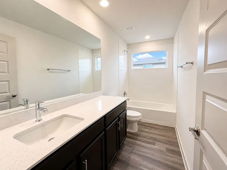 7313 Sagira Path — Photo 14