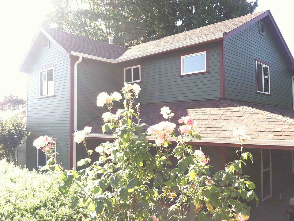 2nd image of 1649 NE 86th St