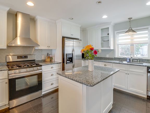 5th image of 1226 Little Bay Ave #732ca9ca0