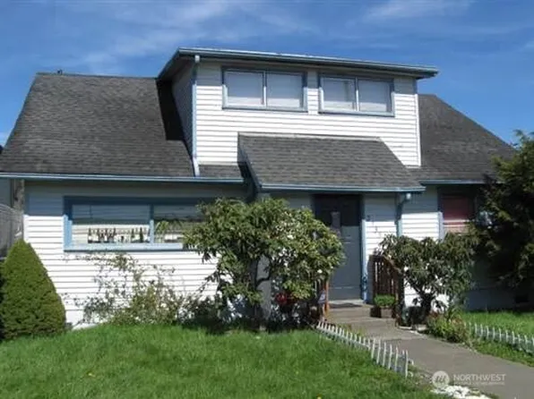 2735 Bay Avenue, Hoquiam, WA 98550
