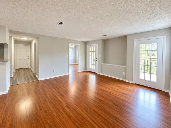 224 Afton Sq Unit 207, Altamonte Springs, FL 32714