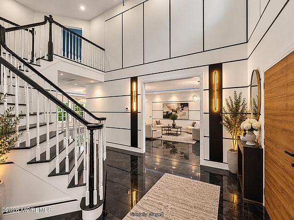 4th image of 10 Cherise Court