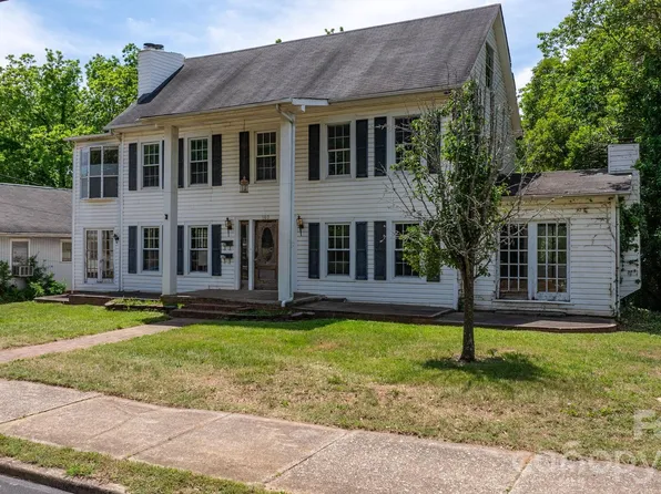 160/164 Arlington St, Forest City, NC 28043