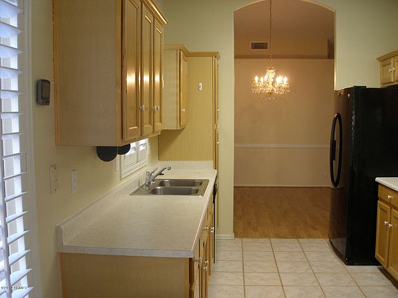 5th image of 19526 N 83rd Ln