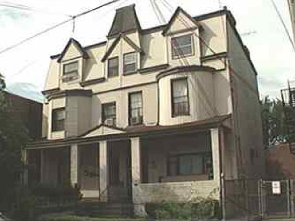 2nd image of 406 Atwood St APT 1