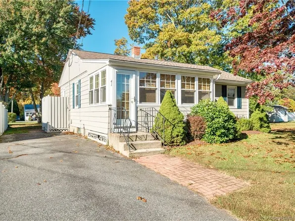 41 Center Beach Avenue, Old Lyme, CT 06371